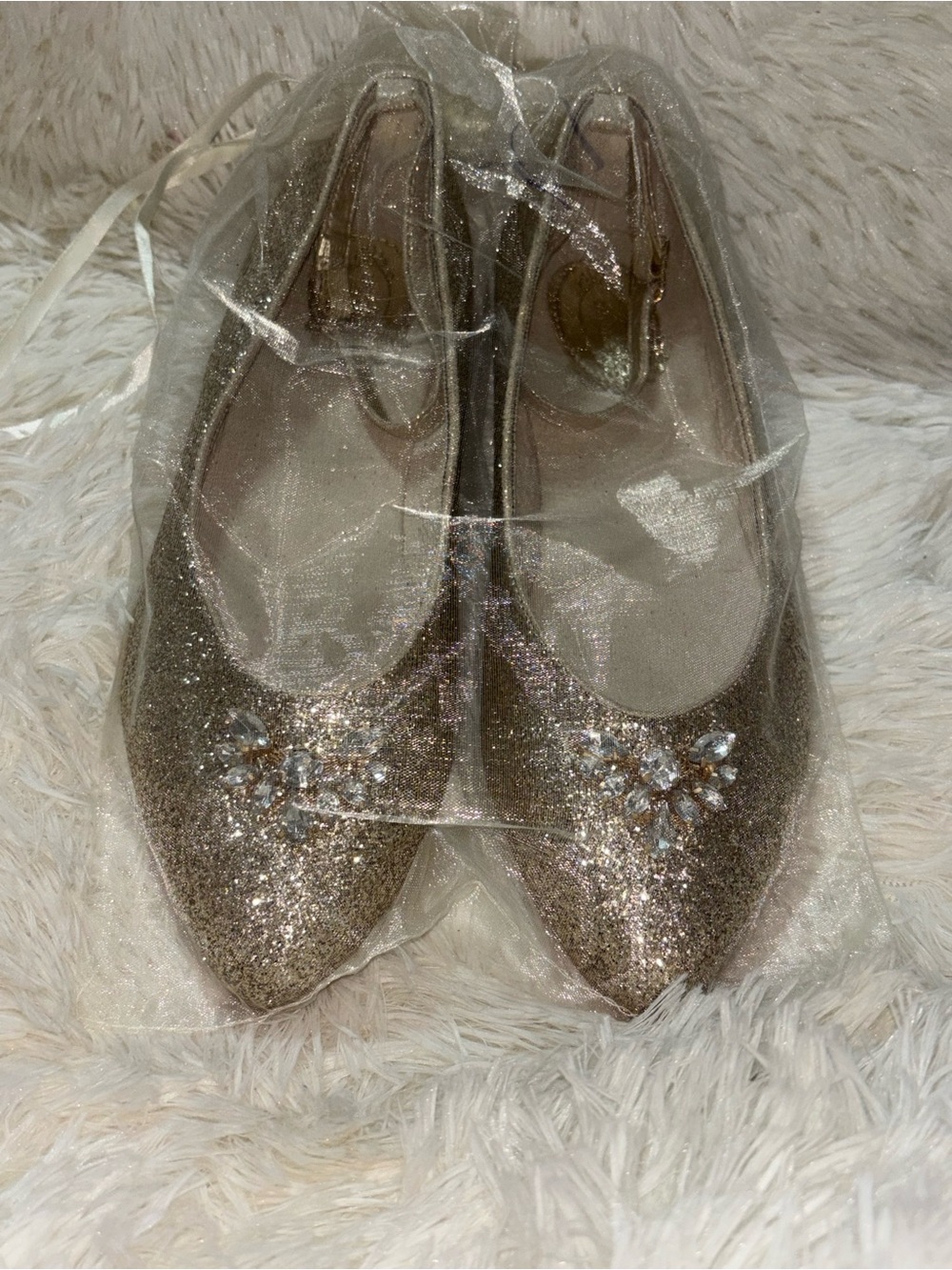 Glitter Pointed Toe Flats with Embellishment - Gold - Picture 6 of 14